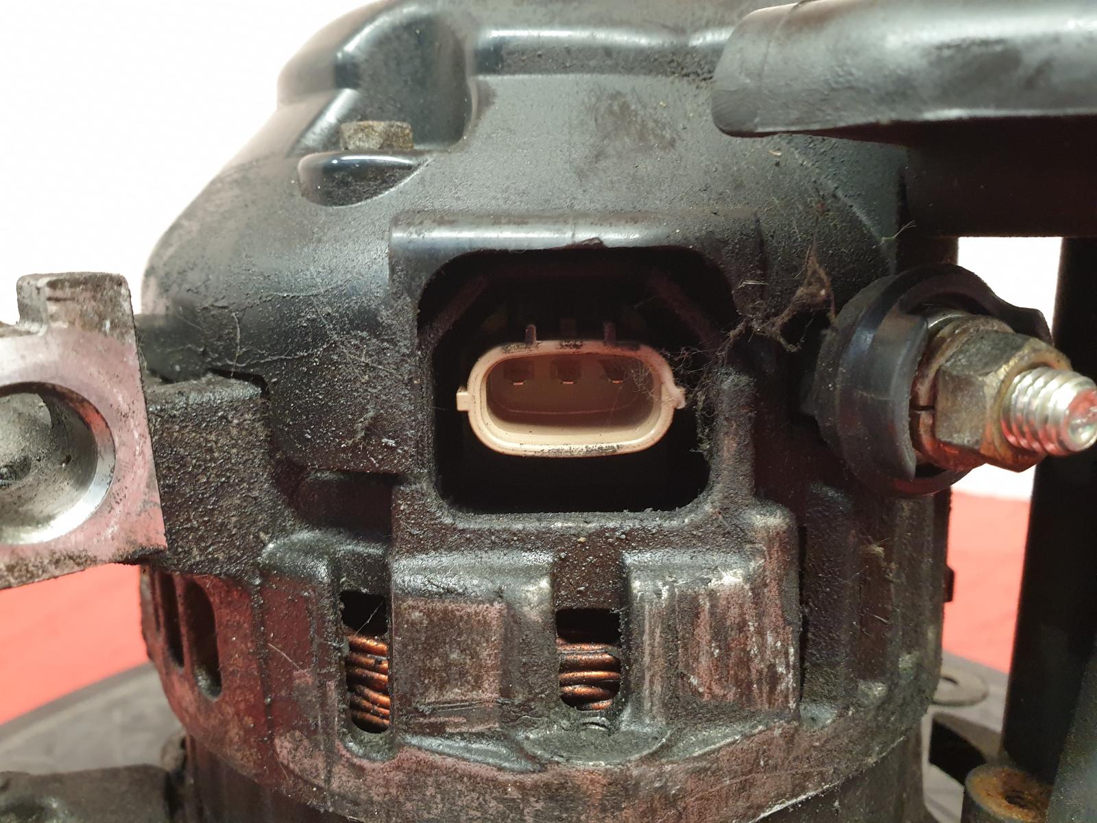 View Auto part Alternator Mazda Mx5 2007