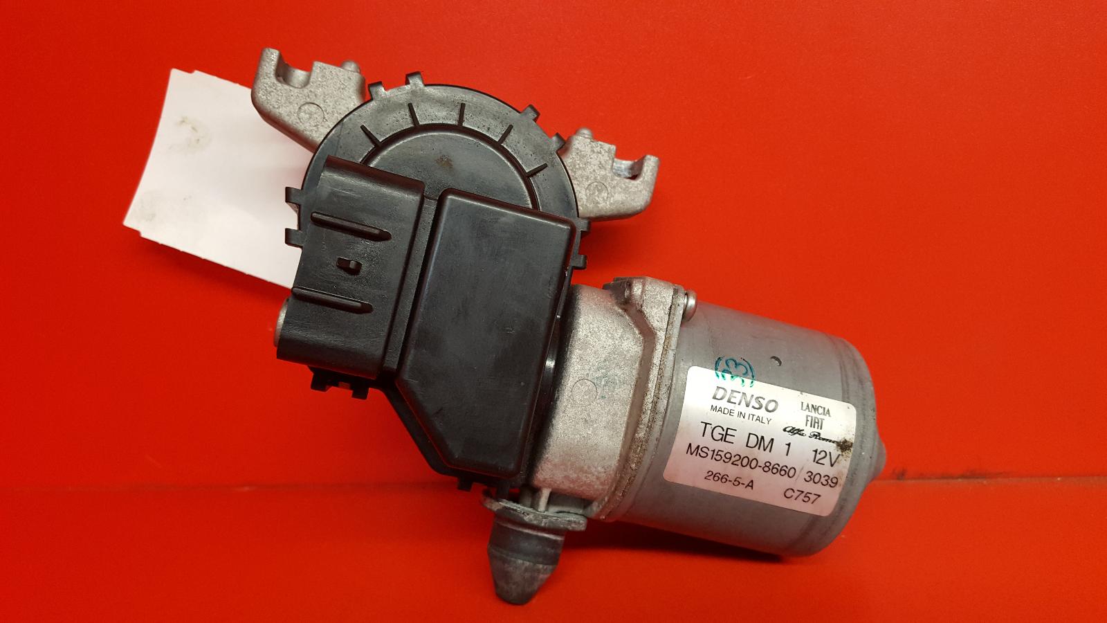 Wiper Motor Front 500 Fiat 2015
