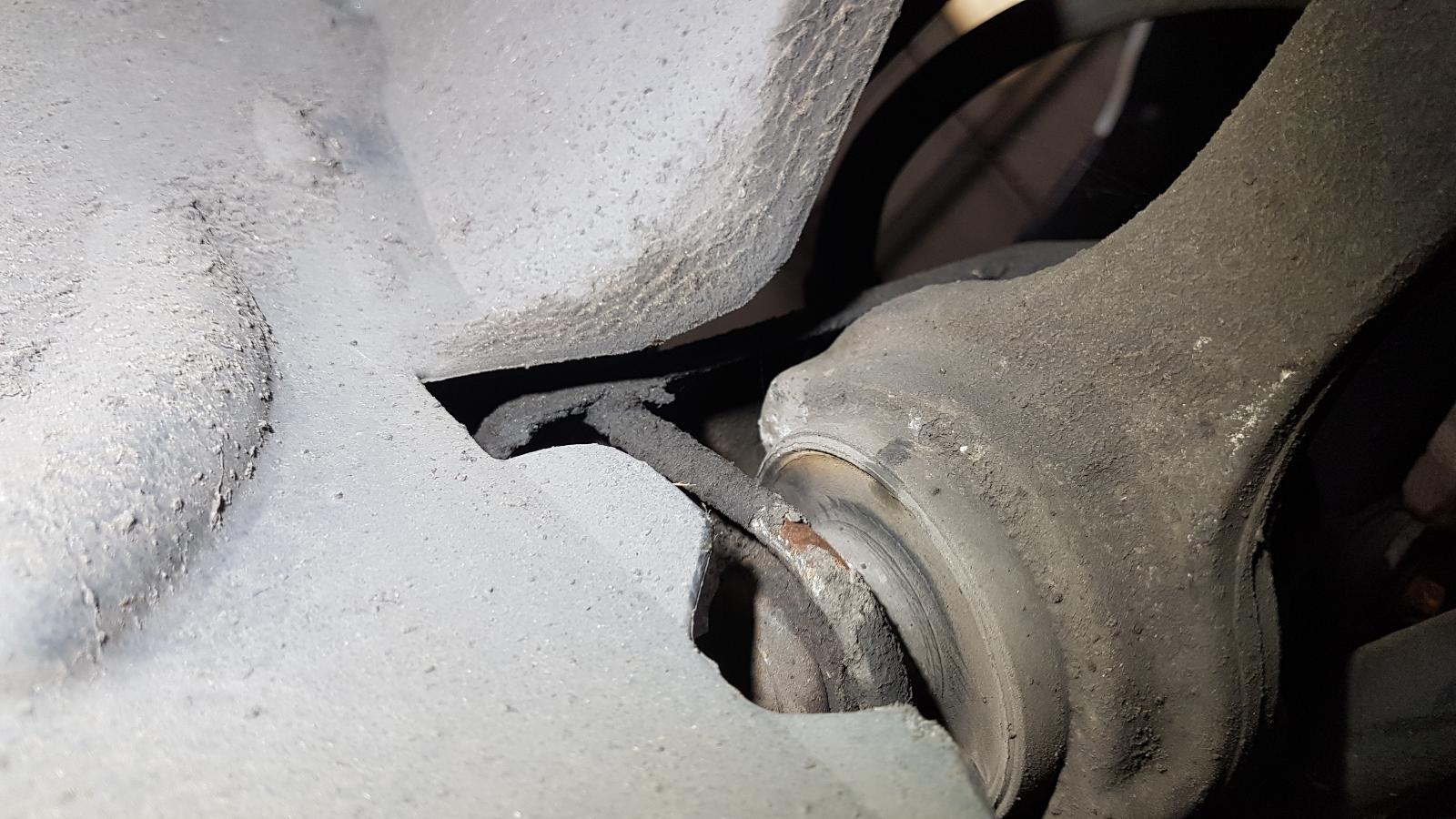 LF Lower Control Arm C Class Mercedes 2010
