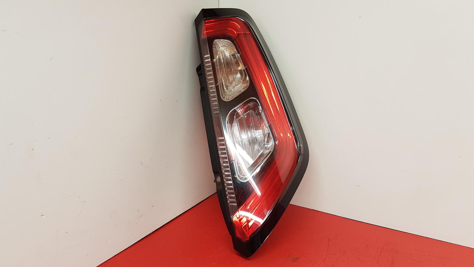 View Auto part R Taillight Fiat Punto Evo 2010