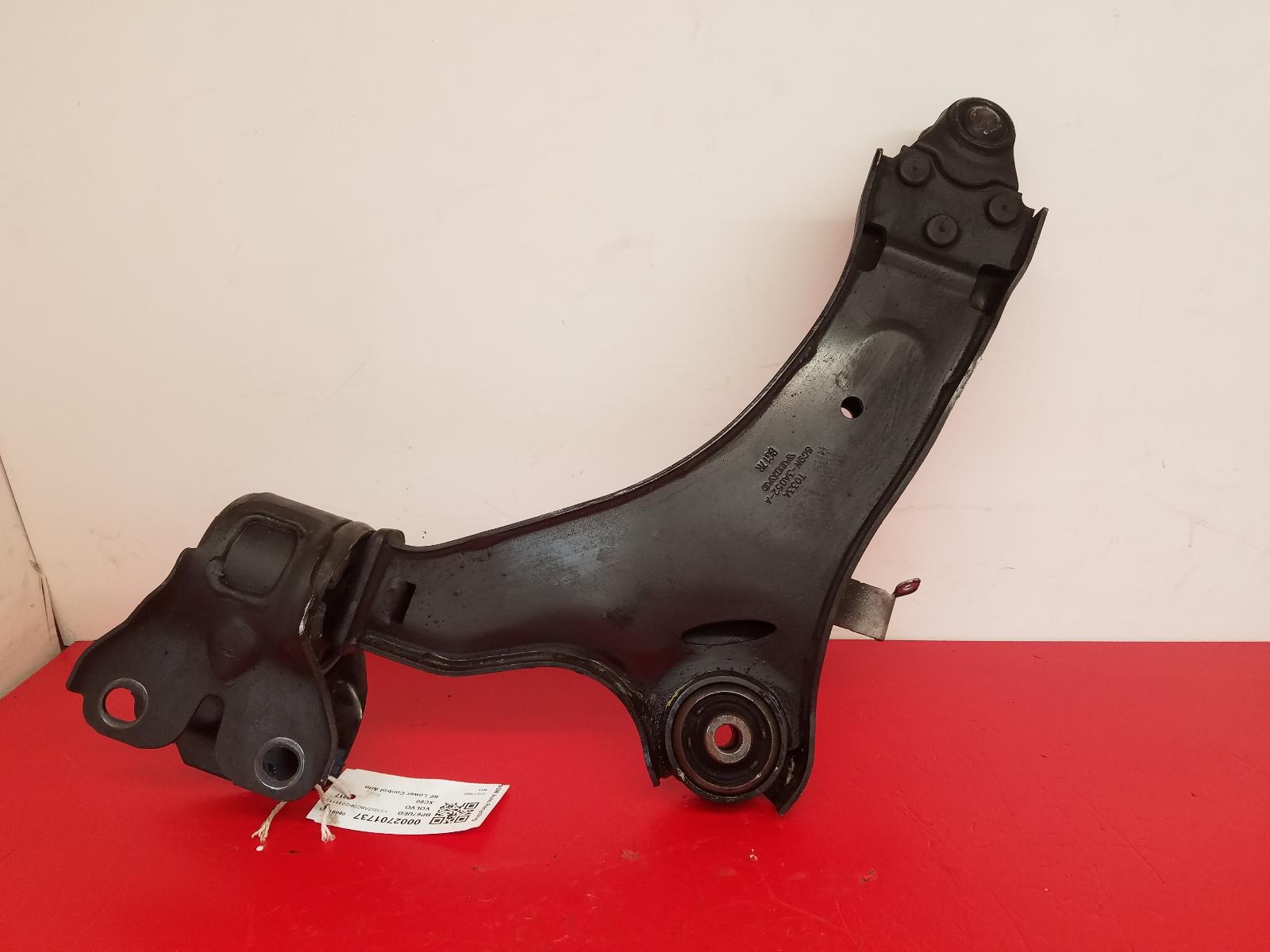RF Lower Control Arm Xc60 Volvo 2017 