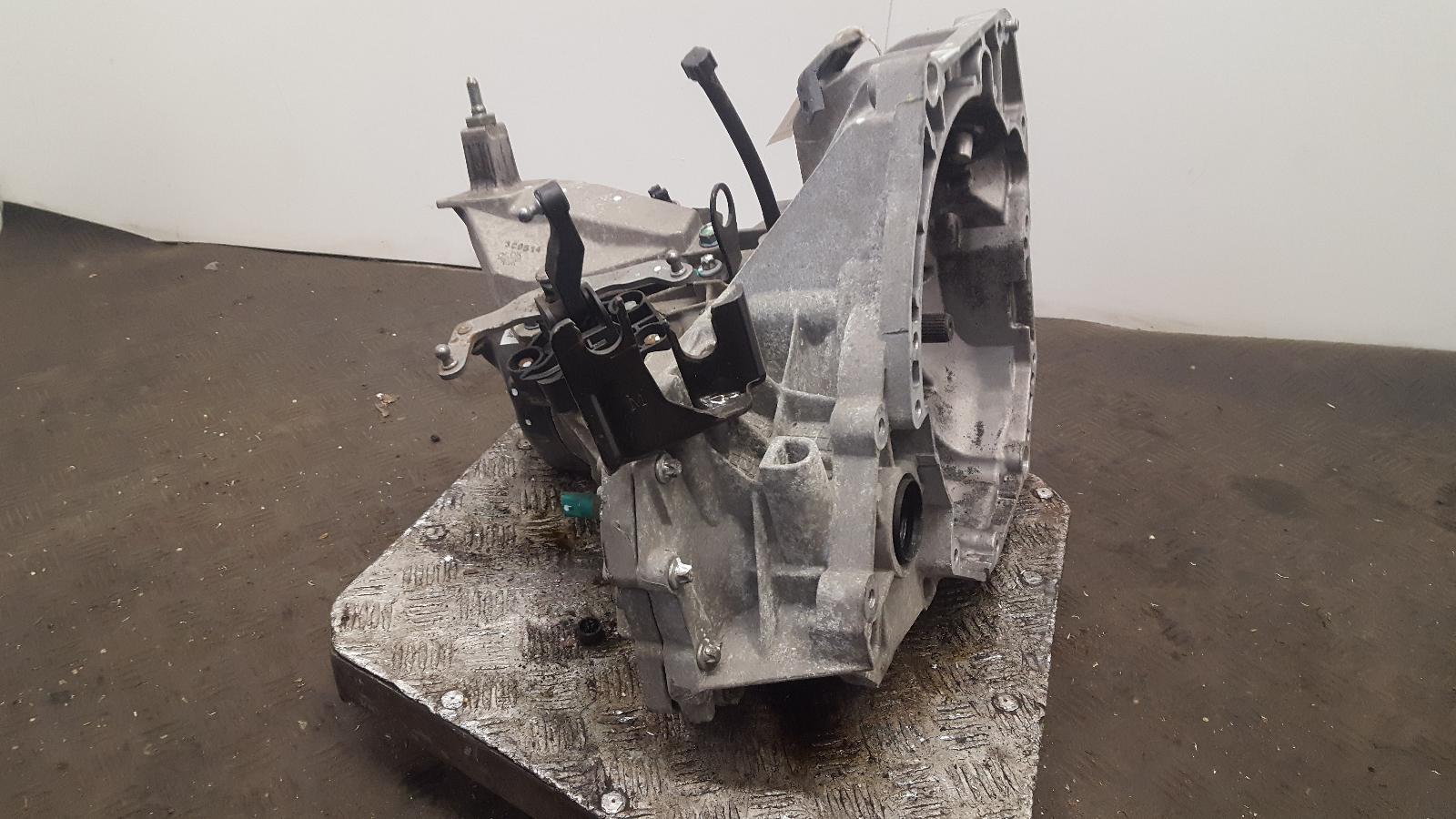 Gearbox Micra Nissan 2014