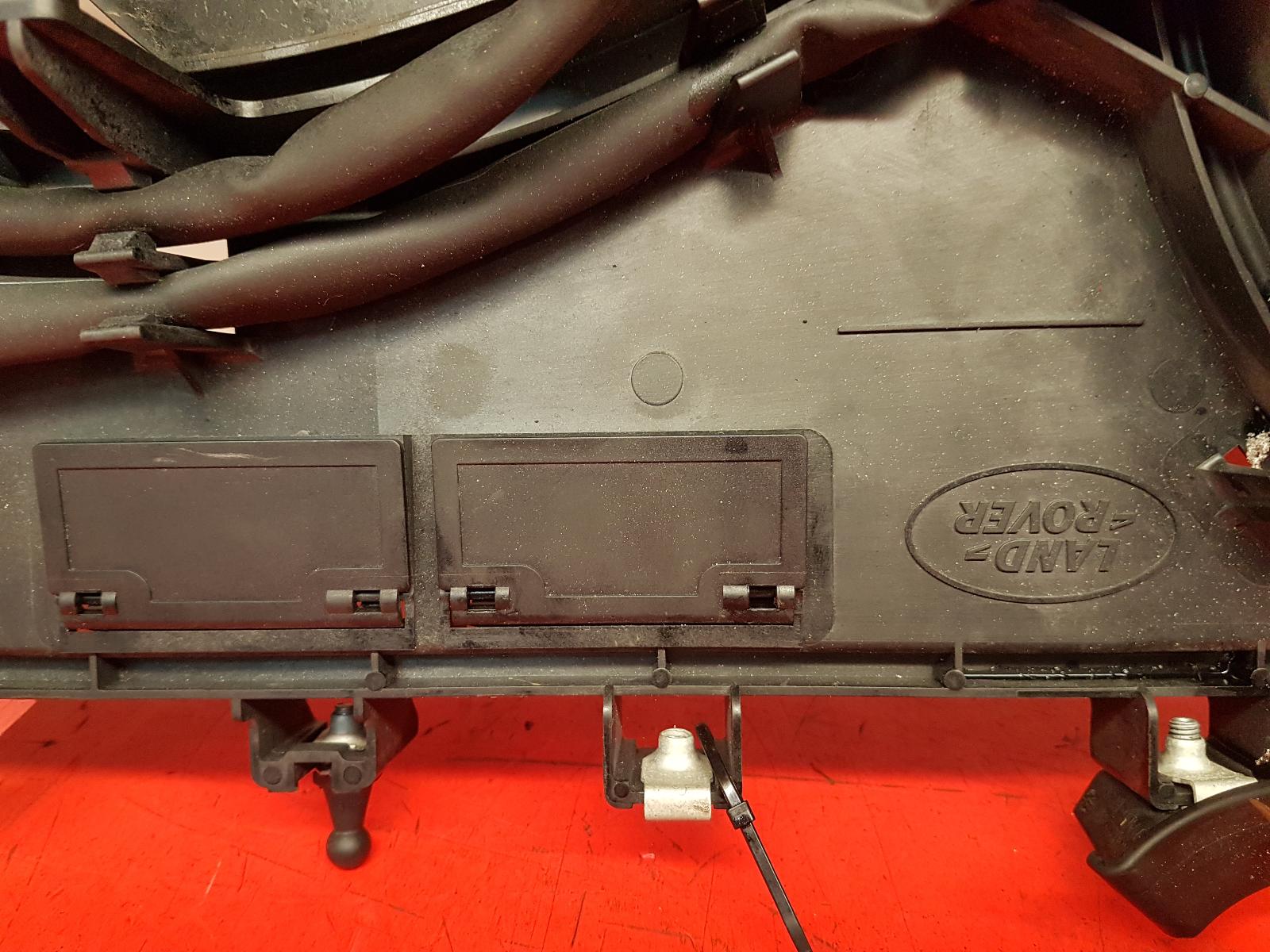 Engine Cooling Motor Discovery Land Rover 2017