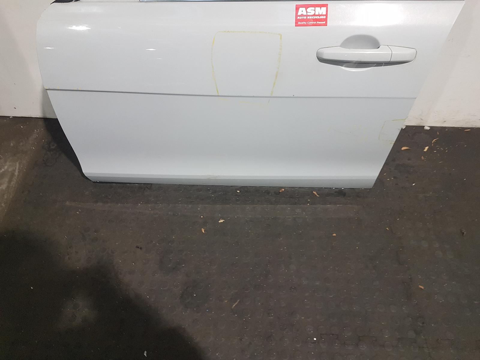 L Front Door Xe Jaguar 2016 