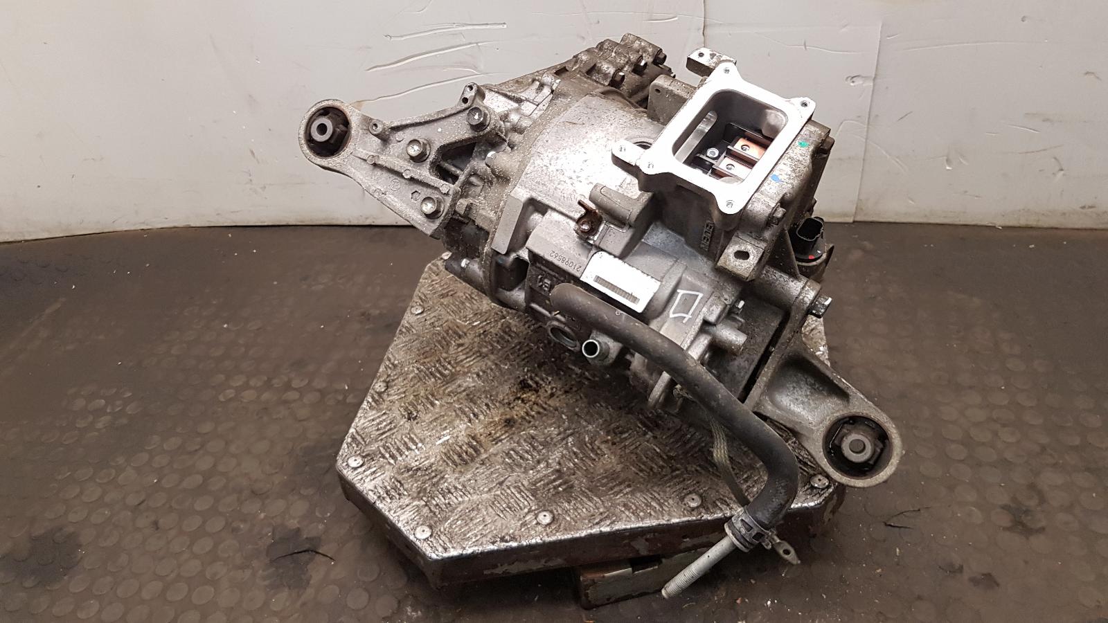 EV/Hybrid Electric Motor Outlander Mitsubishi 2016 