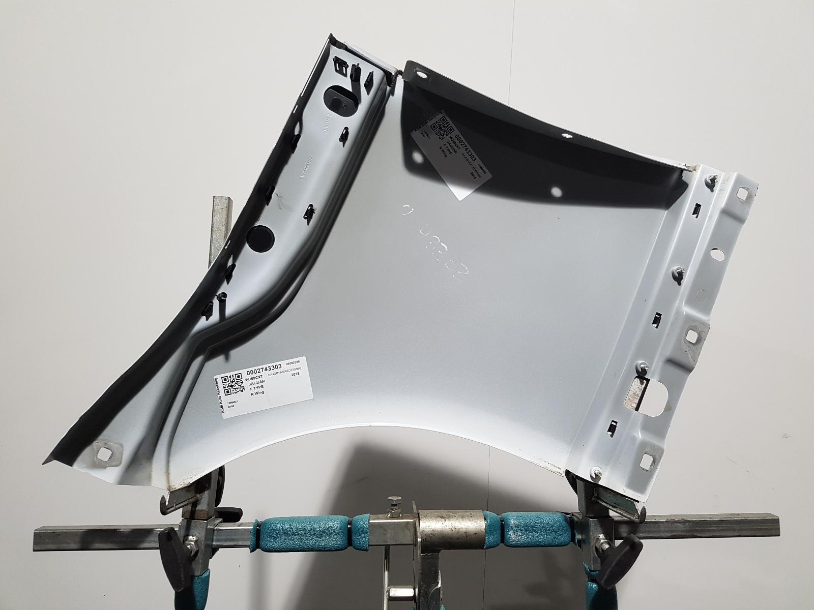 R Wing F Type Jaguar 2018