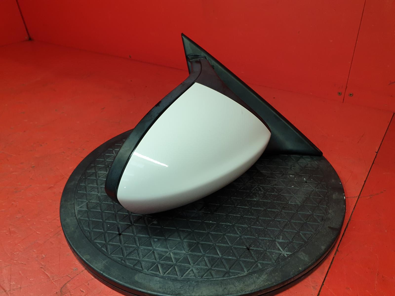 R Door Mirror 3 Series Bmw 2010