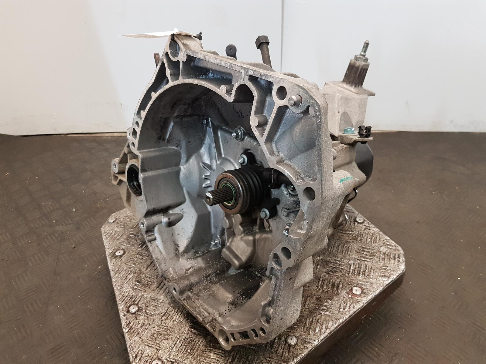 Gearbox Micra Nissan 2015