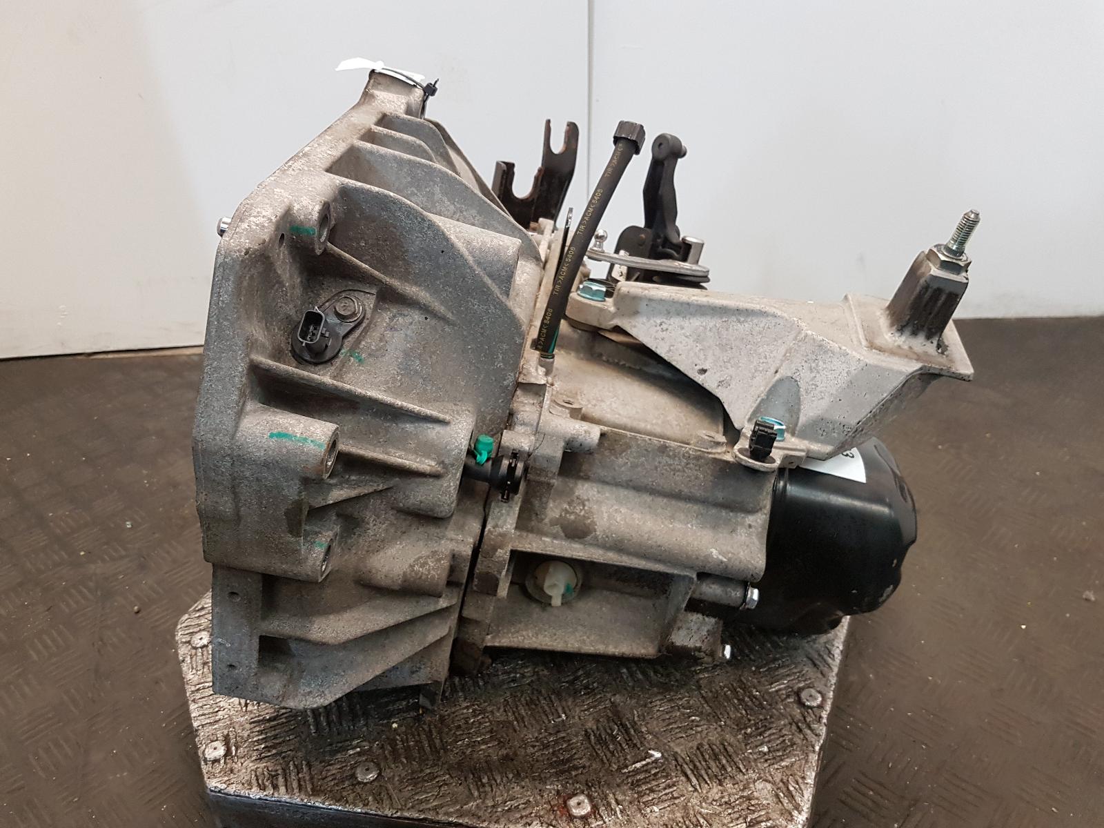 Gearbox Micra Nissan 2015