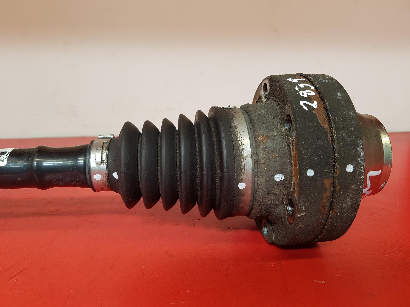 Left Driveshaft Q7 Audi 2010 