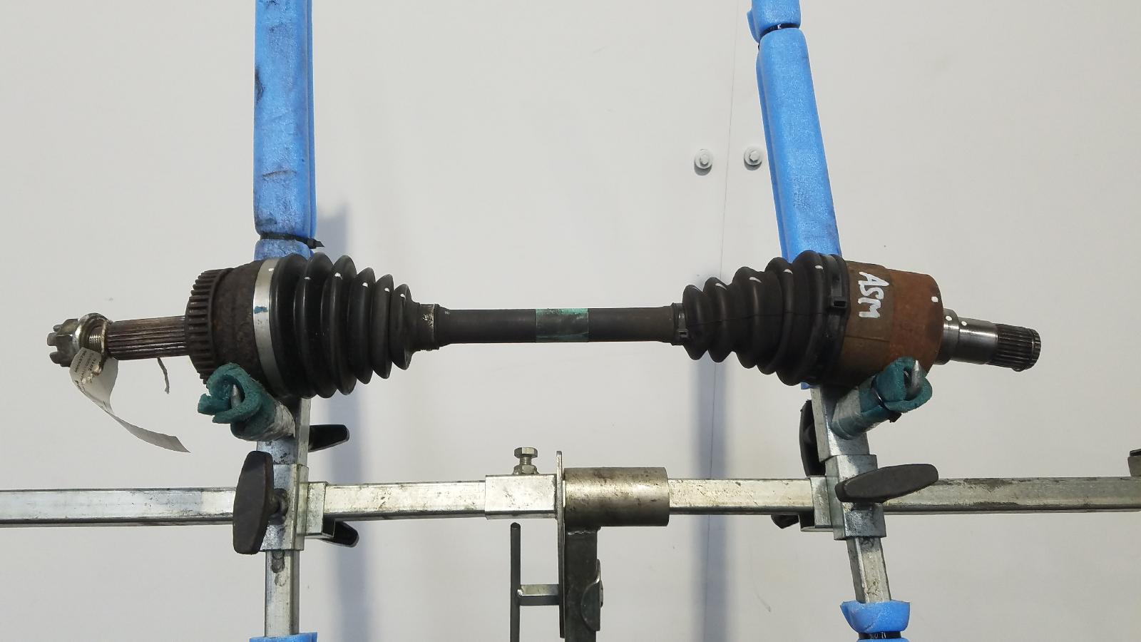 Left Driveshaft Tucson Hyundai 2010