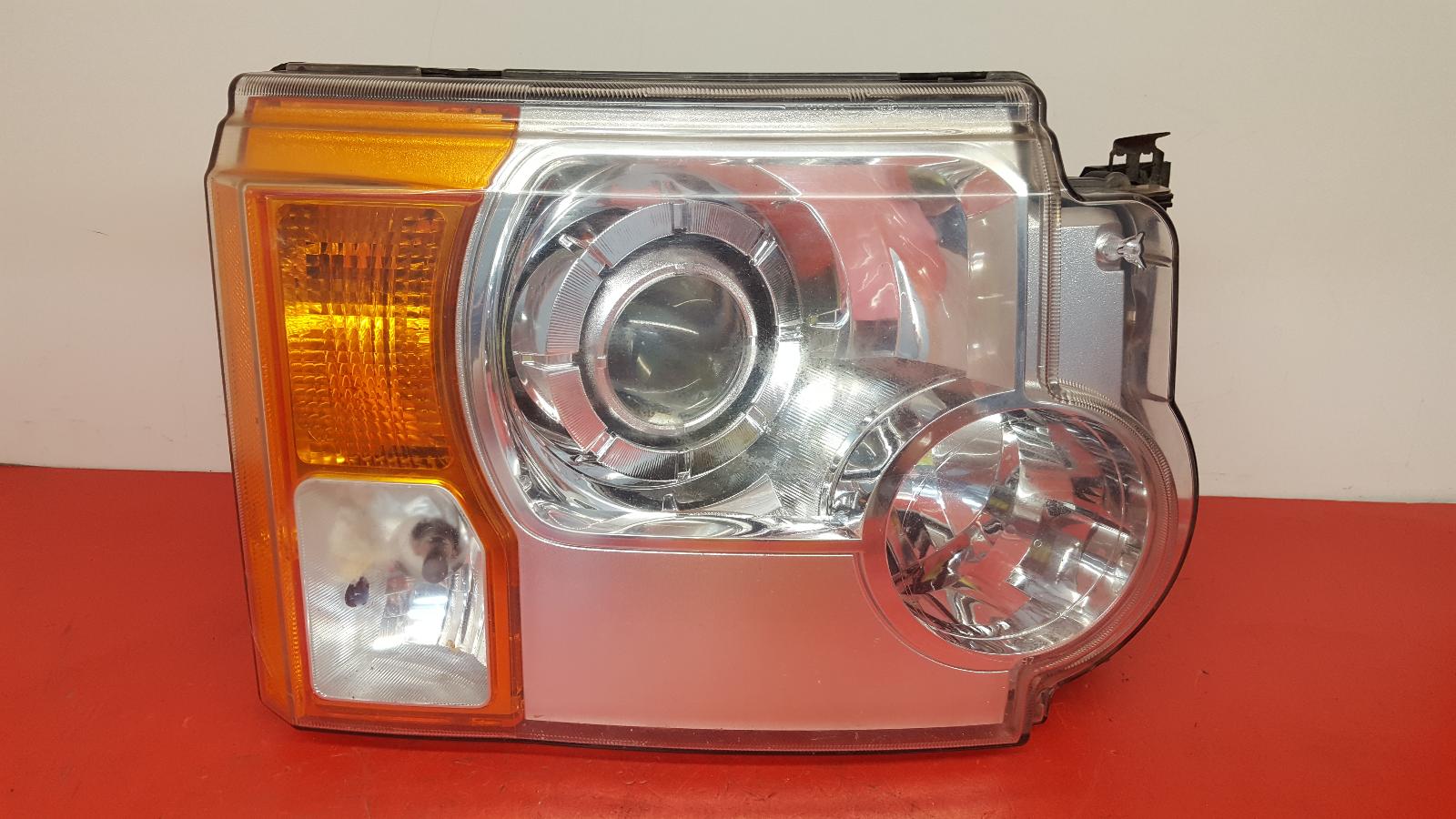 R Headlamp Discovery Land Rover 2007