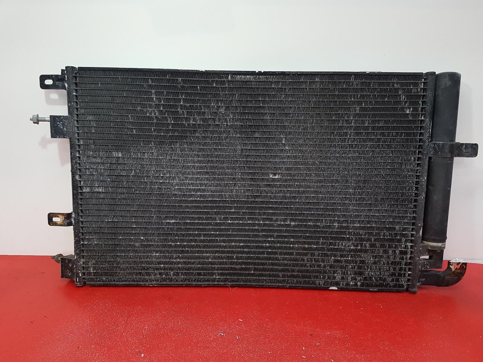 Condenser Xf Jaguar 2014