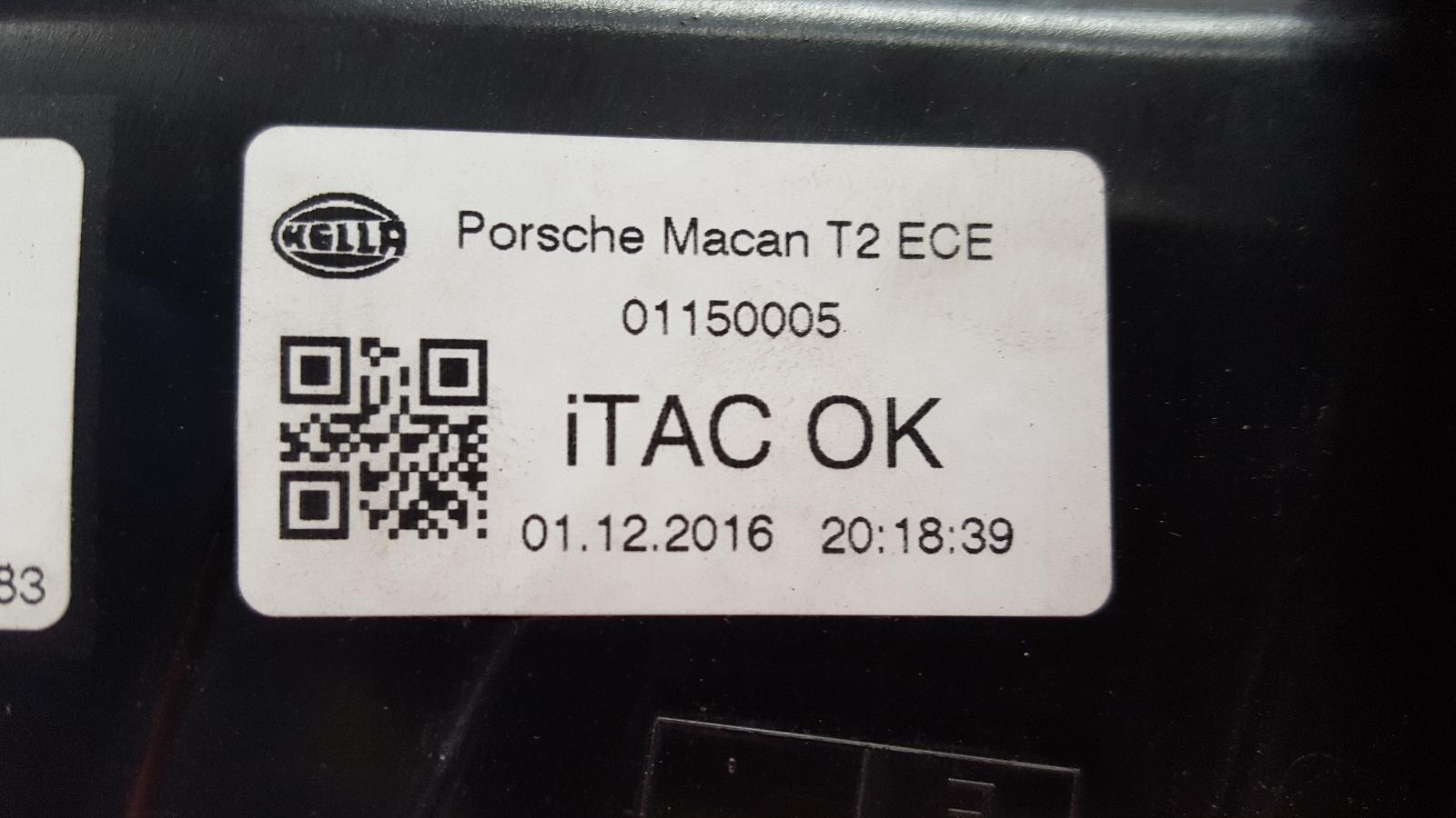 View Auto part L Taillight Porsche Macan 2017