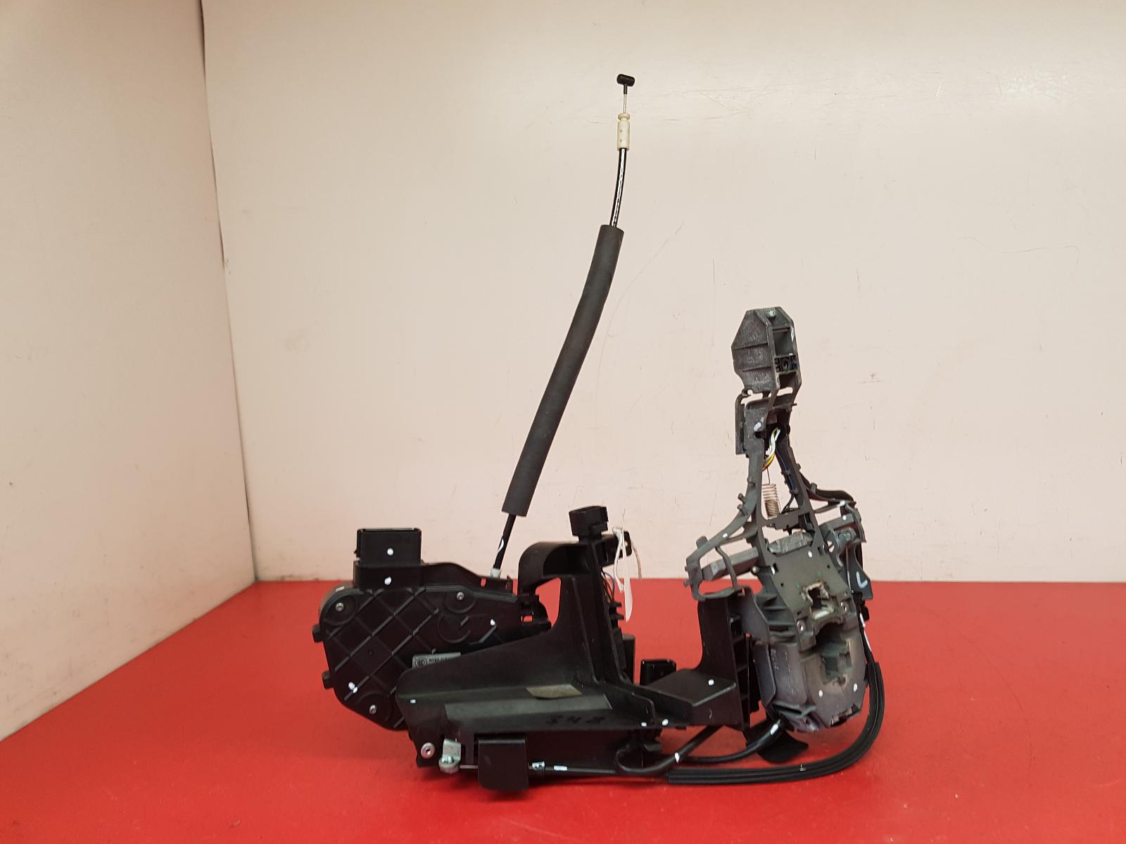 R Headlamp Xf Jaguar 2008