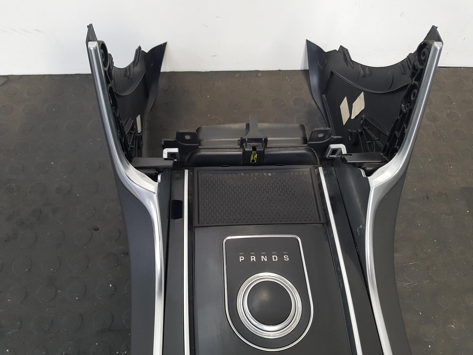 Console Xf Jaguar 2019 