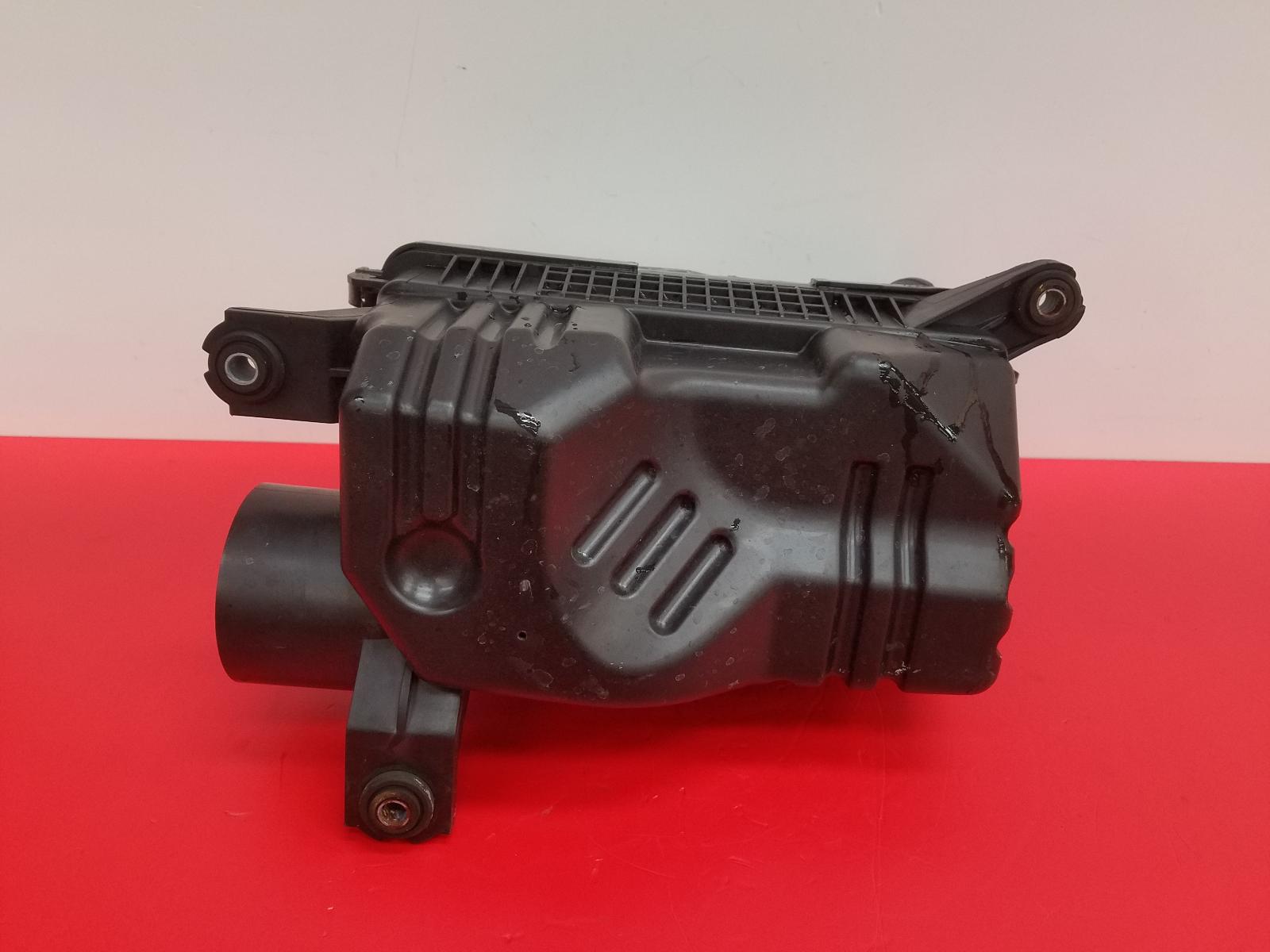 Air Cleaner/Box I30 Hyundai 2015