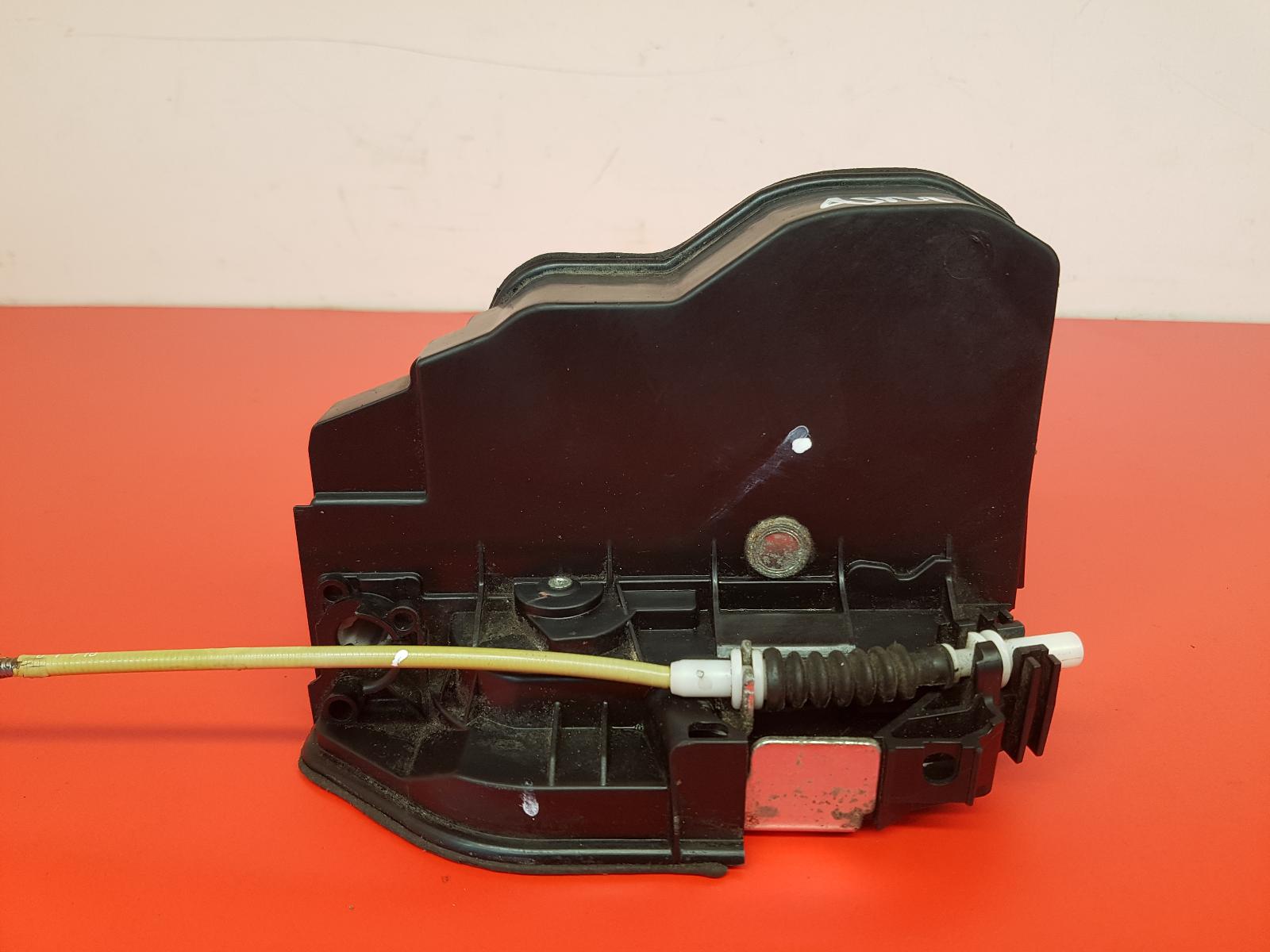 Door Lock Assembly 1 Series Bmw 2010