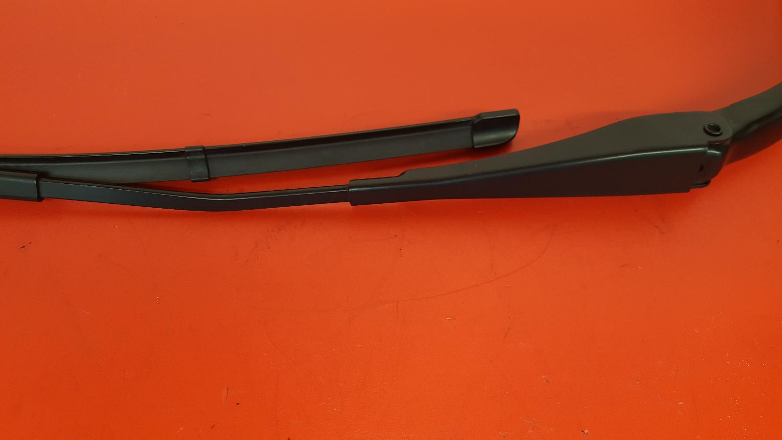 View Auto part Wiper Arm Bmw 4 Series 2018