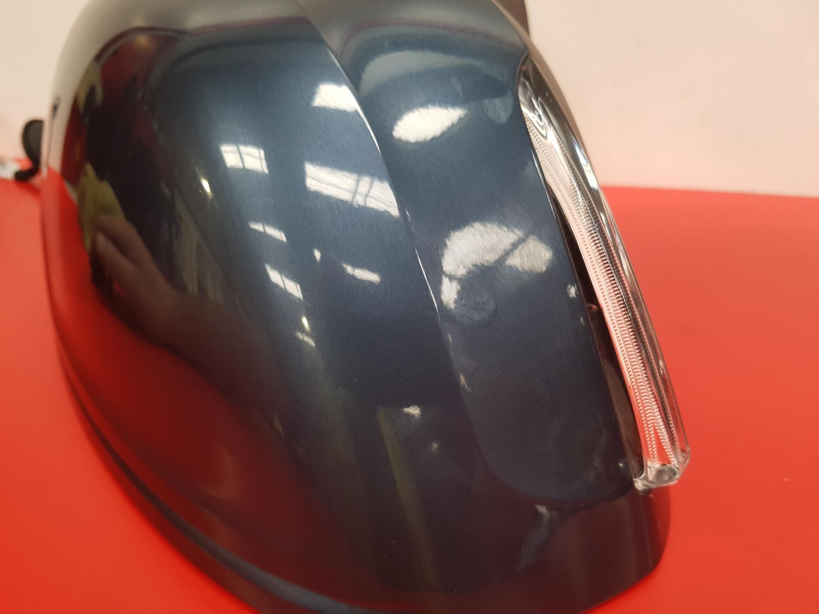 R Door Mirror Xc60 Volvo 2021