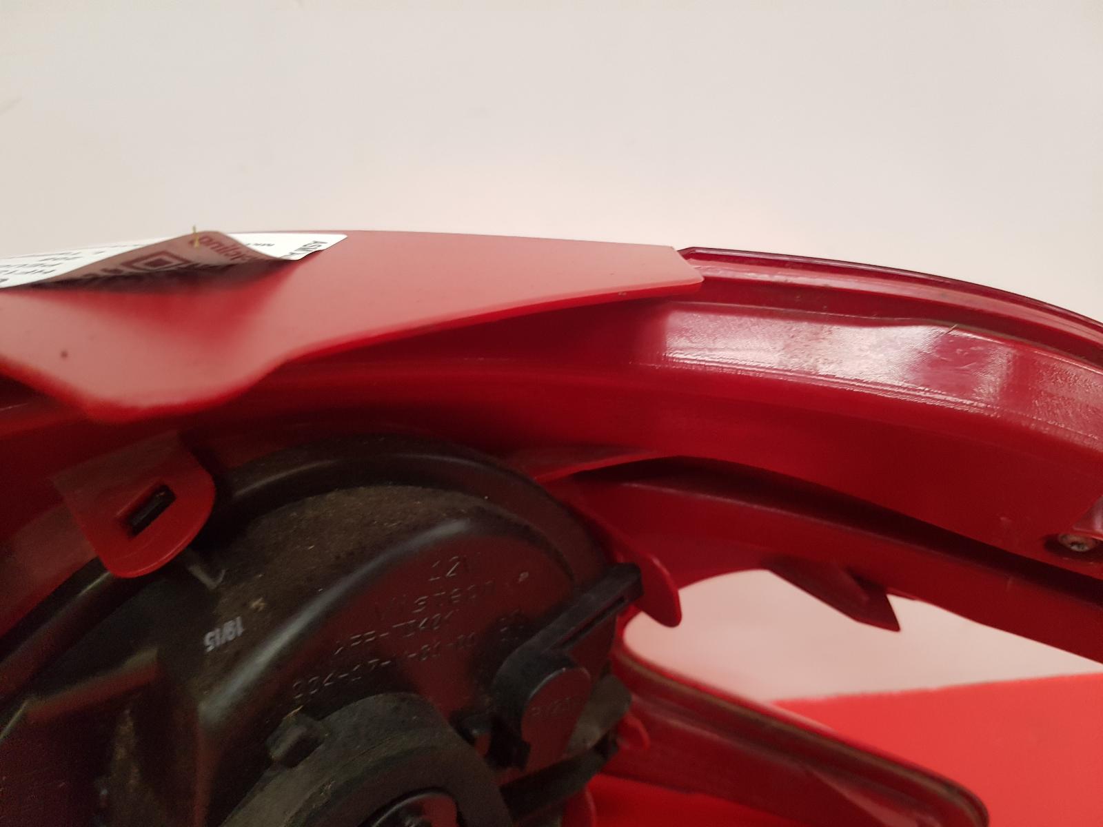 L Taillight 208 Peugeot 2015