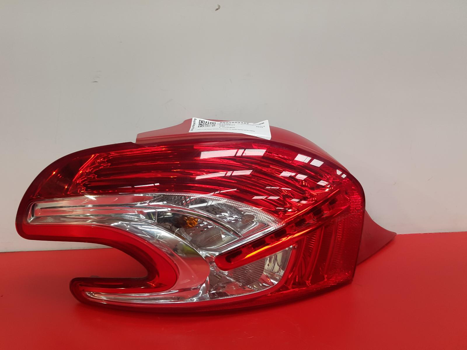 L Taillight 208 Peugeot 2015