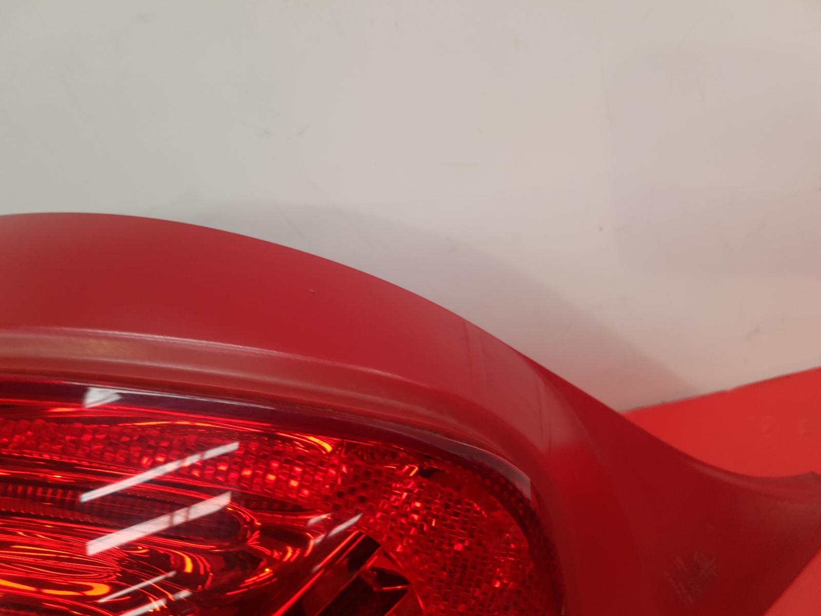 L Taillight 208 Peugeot 2015