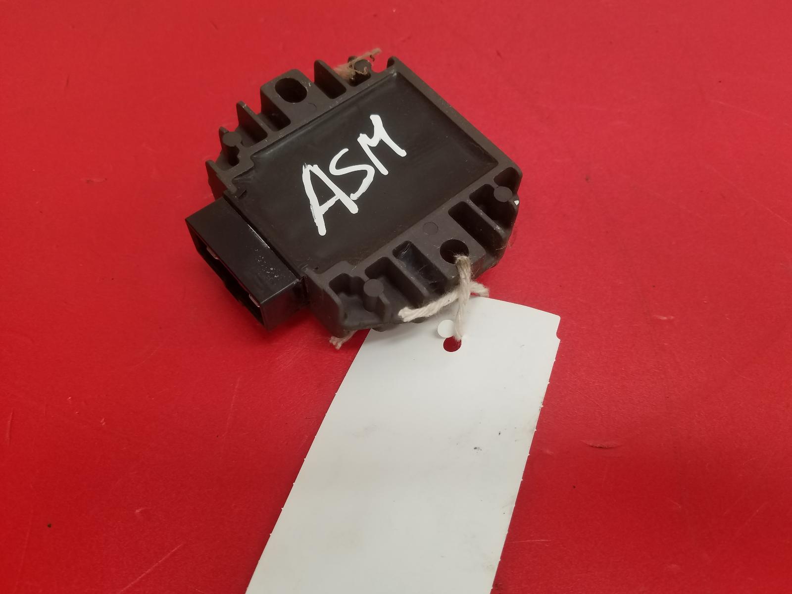 View Auto part Regulator/Rectifier Piaggio Vespa 2016
