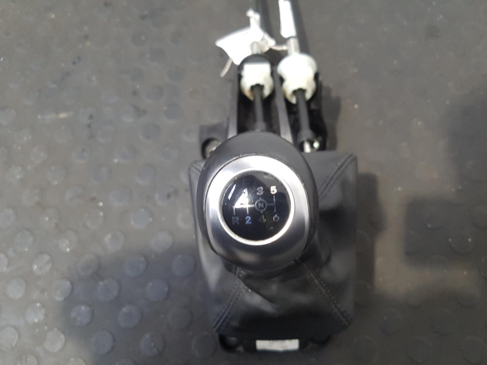 Gear Stick/Shifter A Class Mercedes 2017