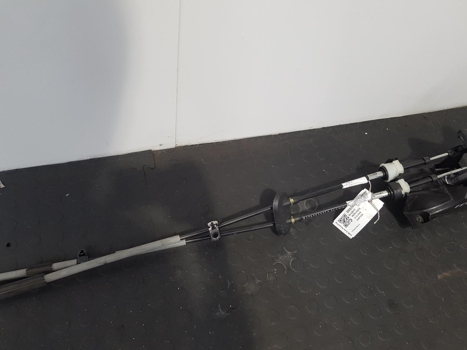 Gear Stick/Shifter A Class Mercedes 2017
