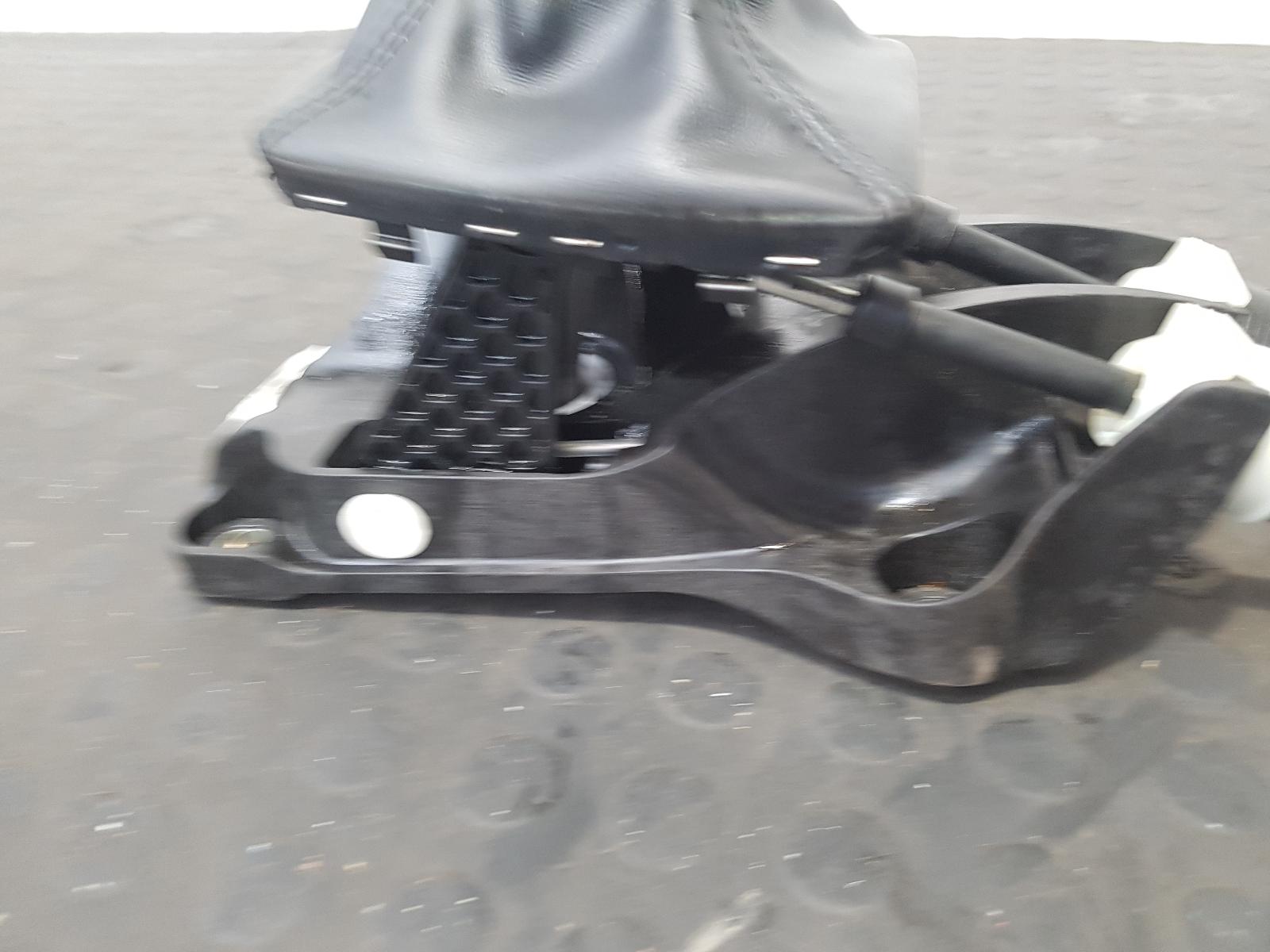 Gear Stick/Shifter A Class Mercedes 2017