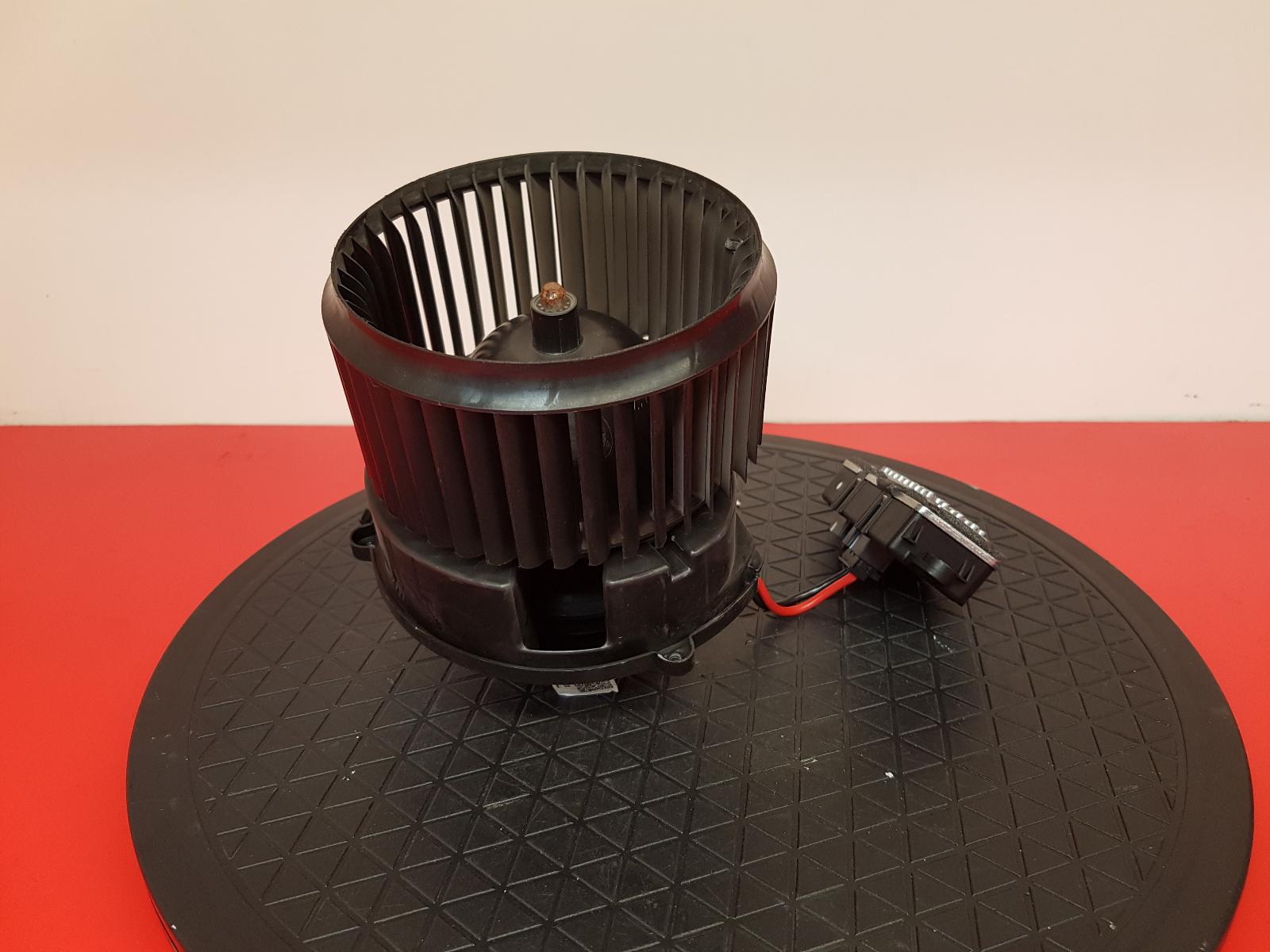 Heater Motor/Assembly Mini Mini (bmw) 2018 