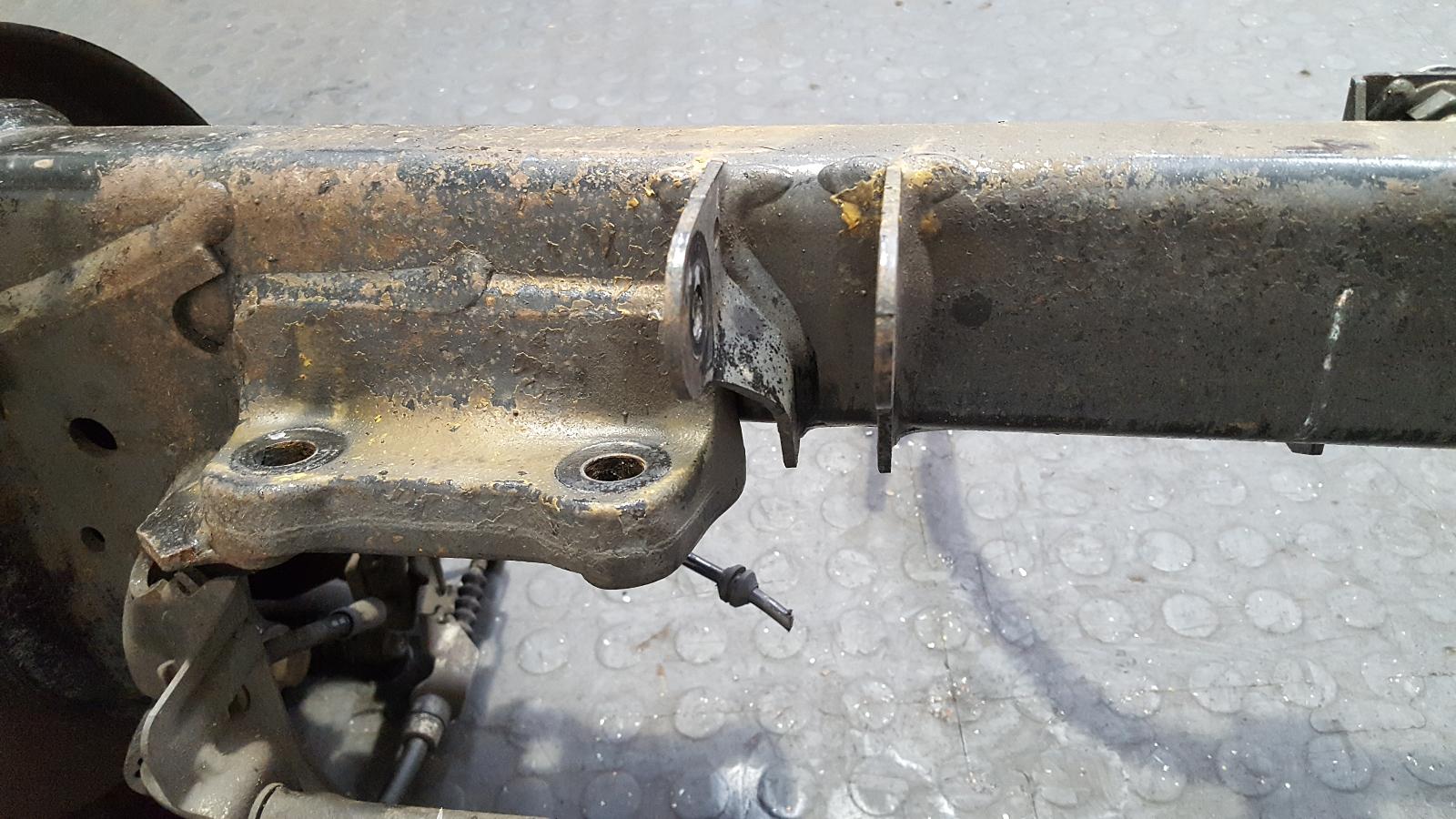 crafter rear axle