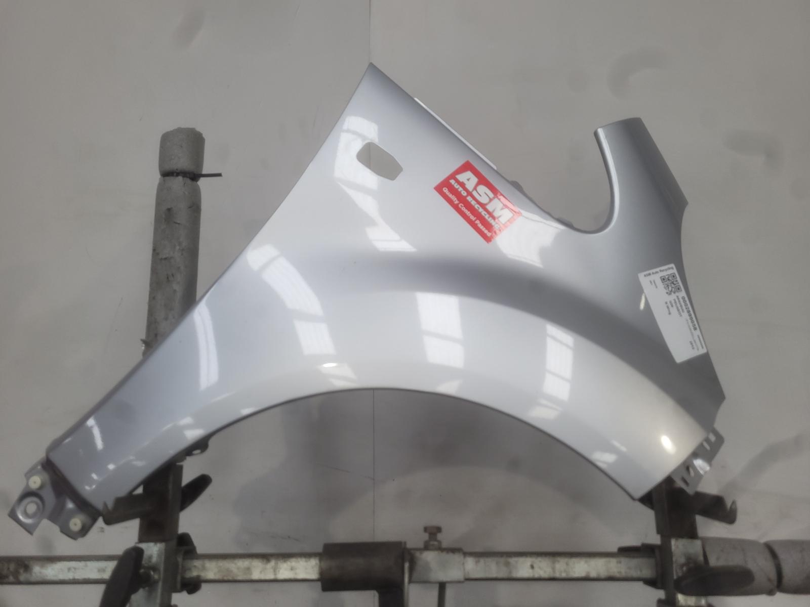 View Auto part R Wing Peugeot Ion 2012