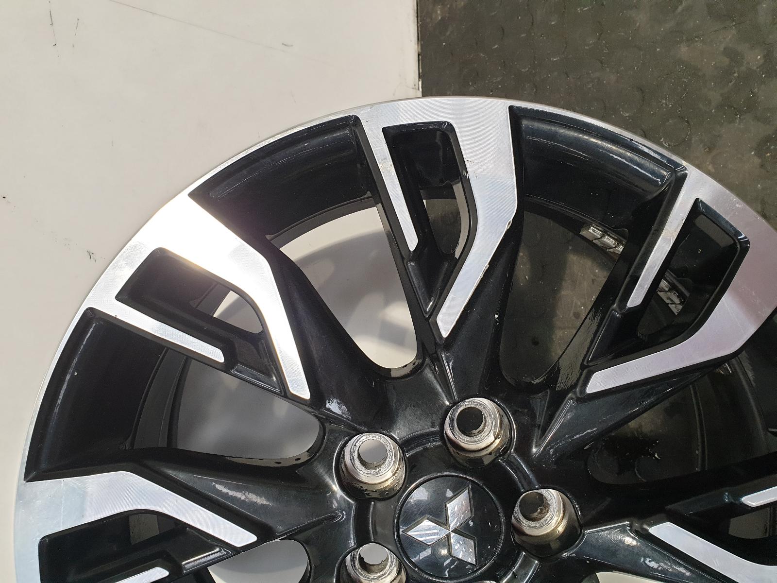 Wheel Outlander Mitsubishi 2016