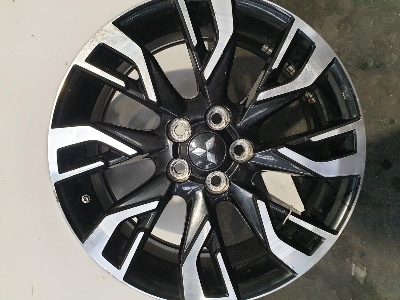 Wheel Outlander Mitsubishi 2016