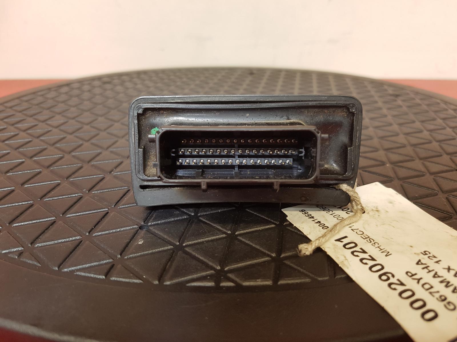 nmax125 2016年 規制前ecu | tyshawngaines.com