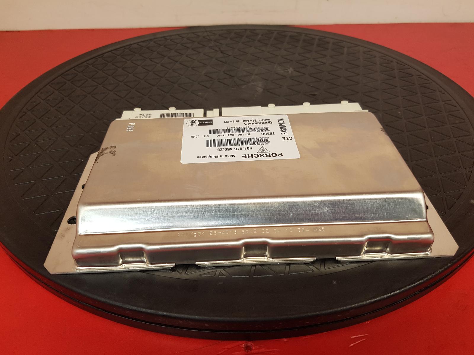 View Auto part ECU Porsche 911 2018