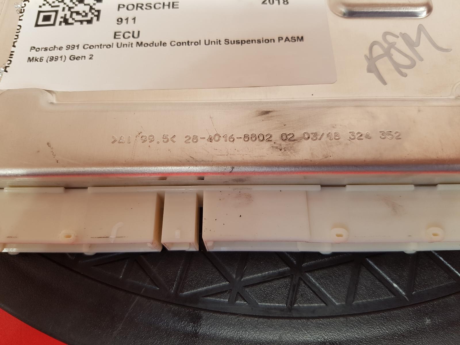 View Auto part ECU Porsche 911 2018