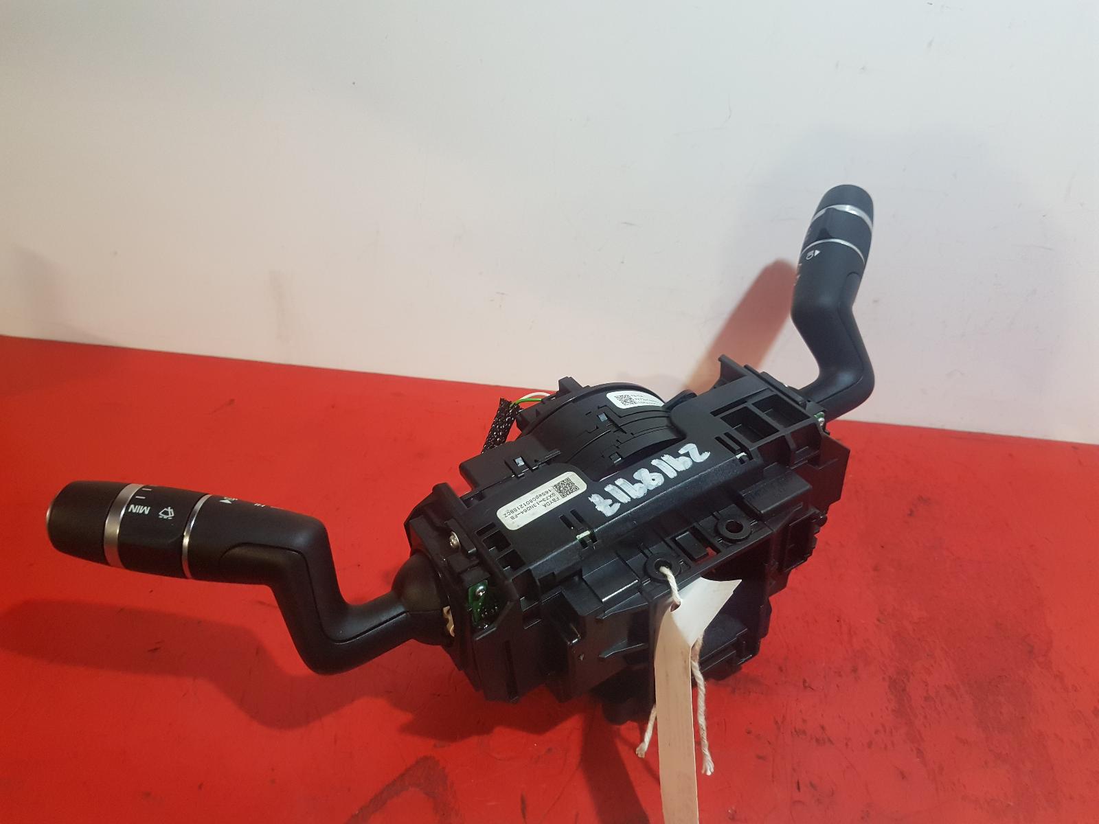 View Auto part Combination Switch Jaguar Xe 2016