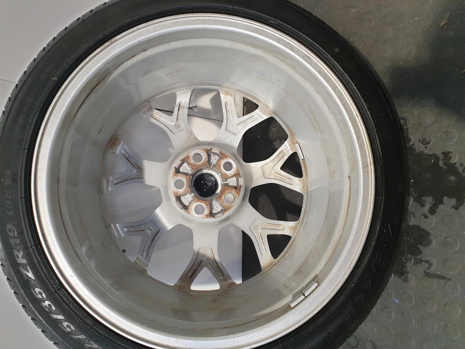 Wheel F Type Jaguar 2018