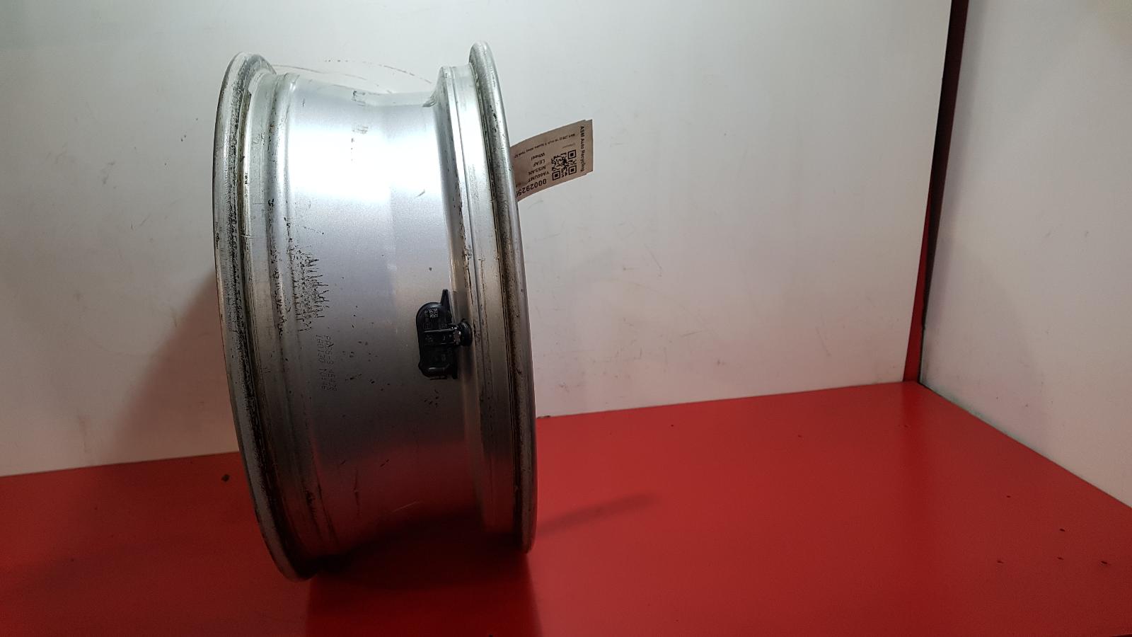 Wheel Leaf Nissan 2016