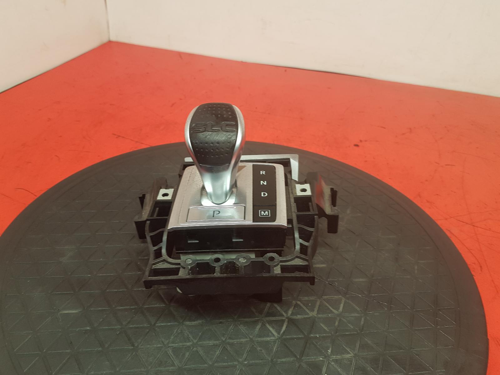 Gear Stick/Shifter Slc Mercedes 2018 