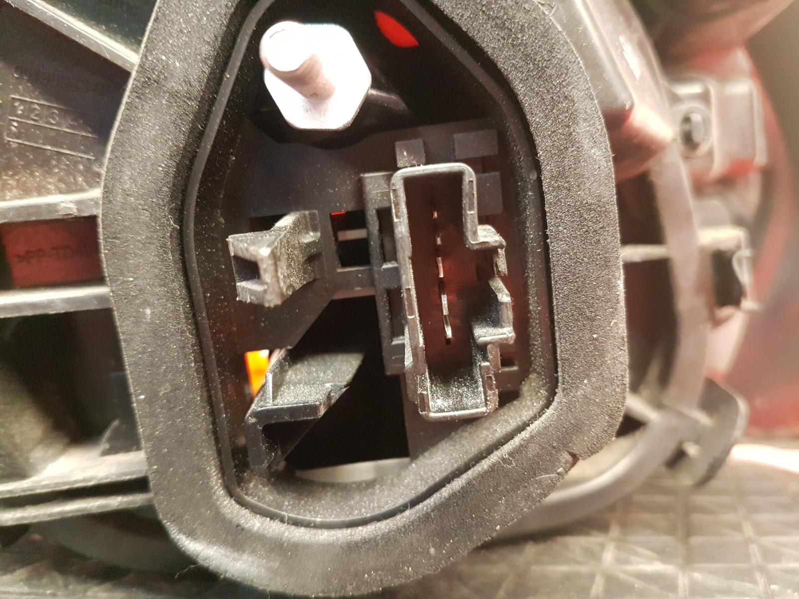 R Taillight 208 Peugeot 2019