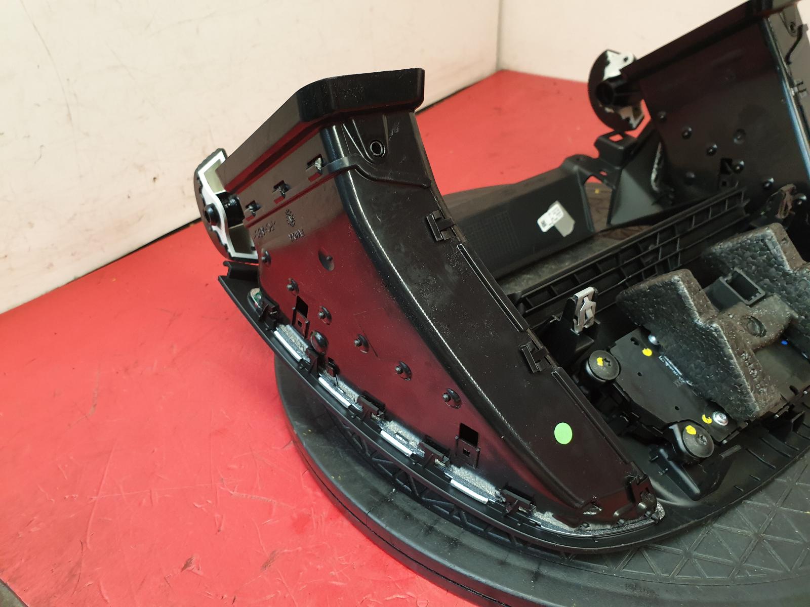 A/V Equipment Focus C Max Ford 2015 