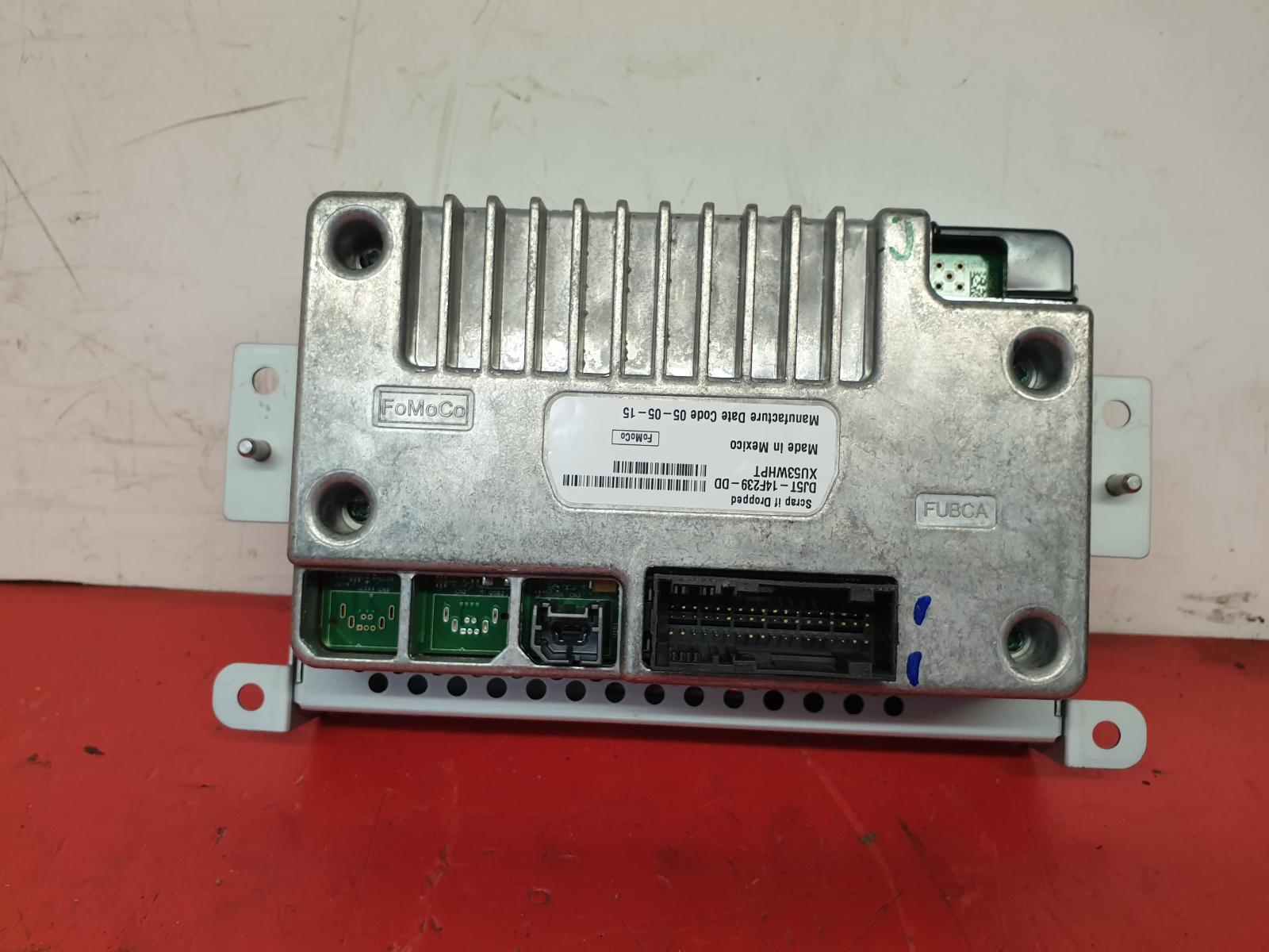 A/V Equipment Focus C Max Ford 2015