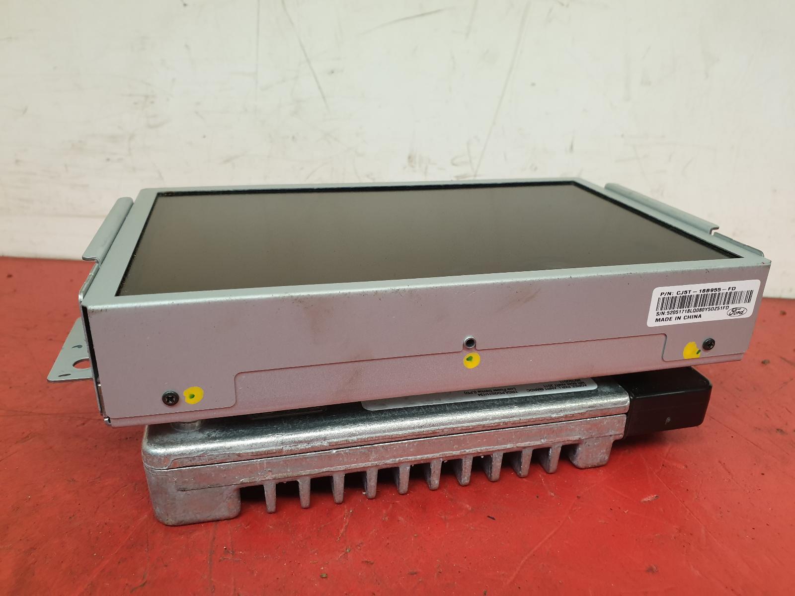 A/V Equipment Focus C Max Ford 2015