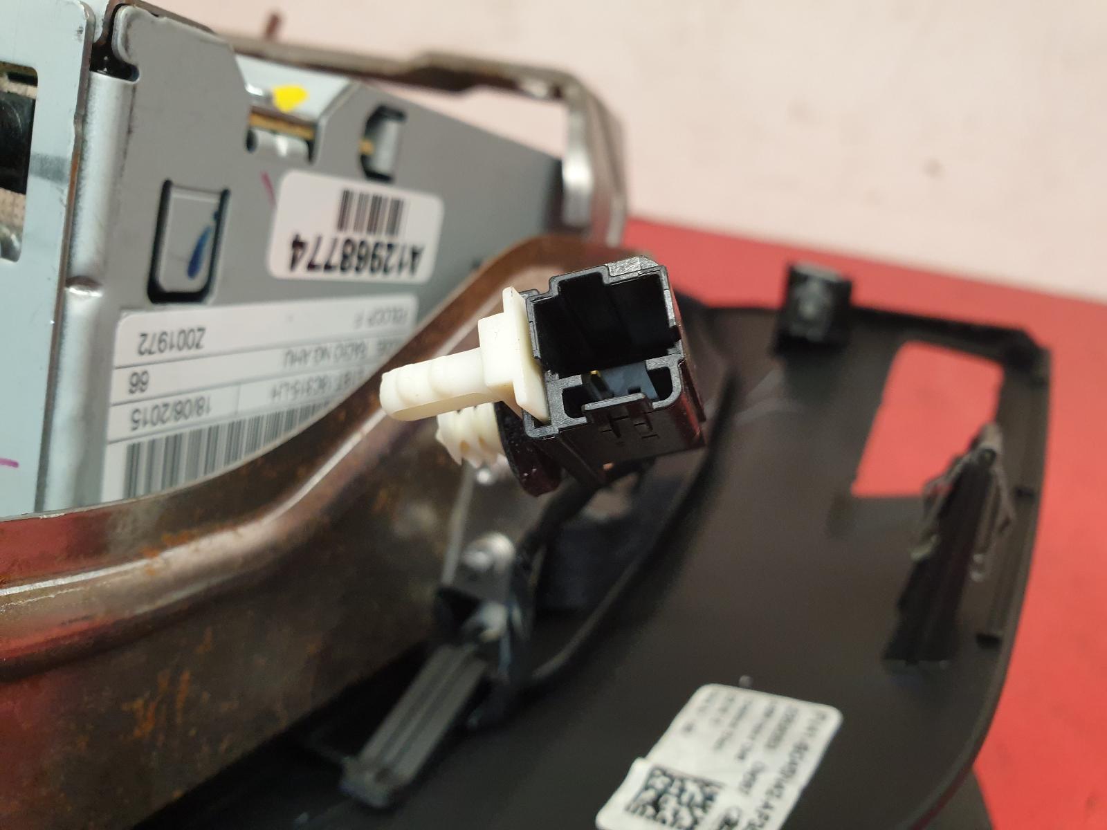 A/V Equipment Focus C Max Ford 2015