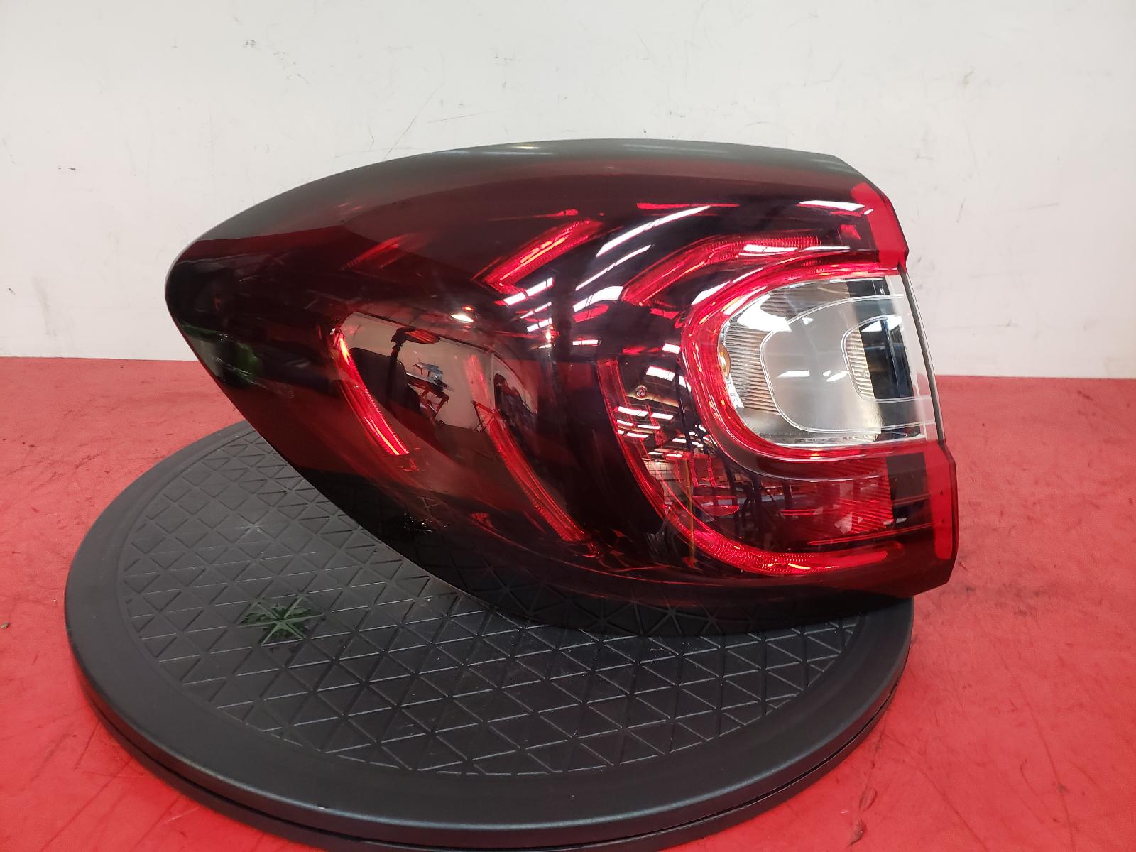 L Taillight Captur Renault 2019 