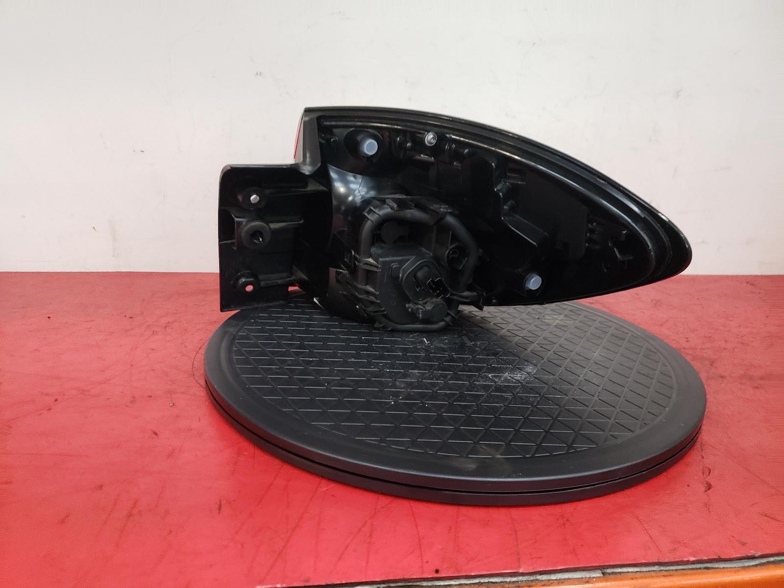 L Taillight Captur Renault 2019 